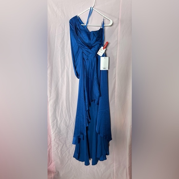 Mac Duggal 49141 NWT HIGH LOW ONE SHOULDER FLOWY GOWN - Picture 4 of 9